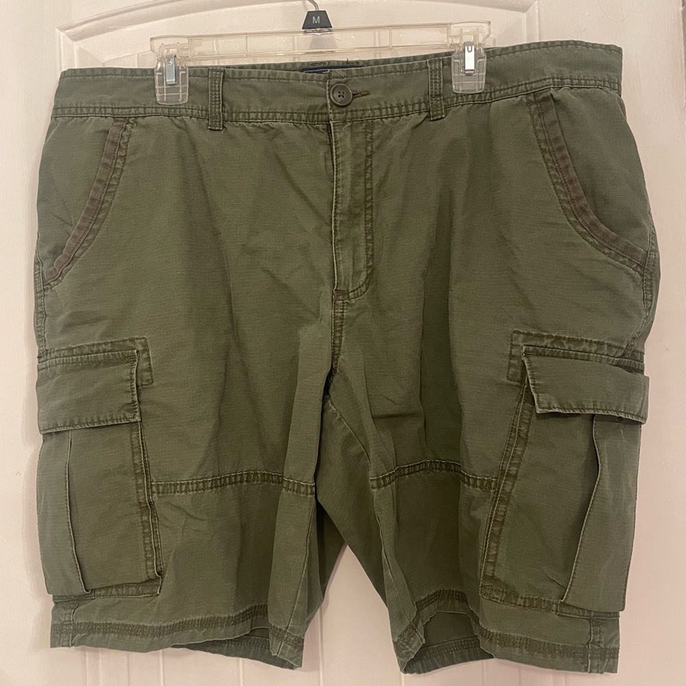 Dark green cargo shorts